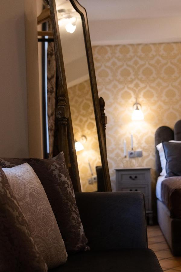 April Luxury (adults Only) 4*