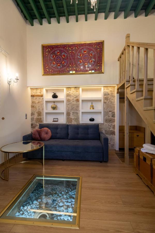 Hotell April Luxury (adults Only)