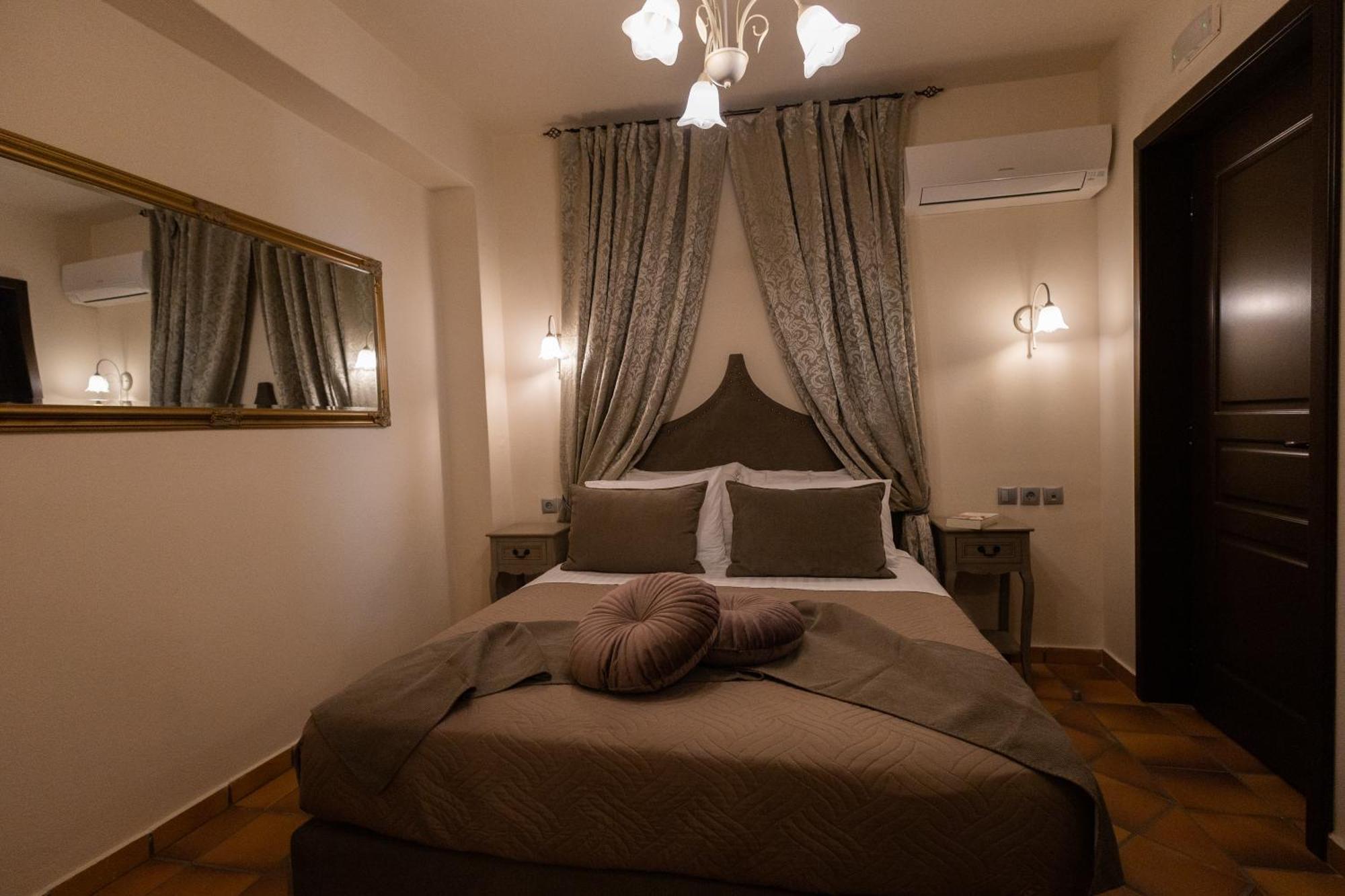 April Luxury (adults Only) Hotell