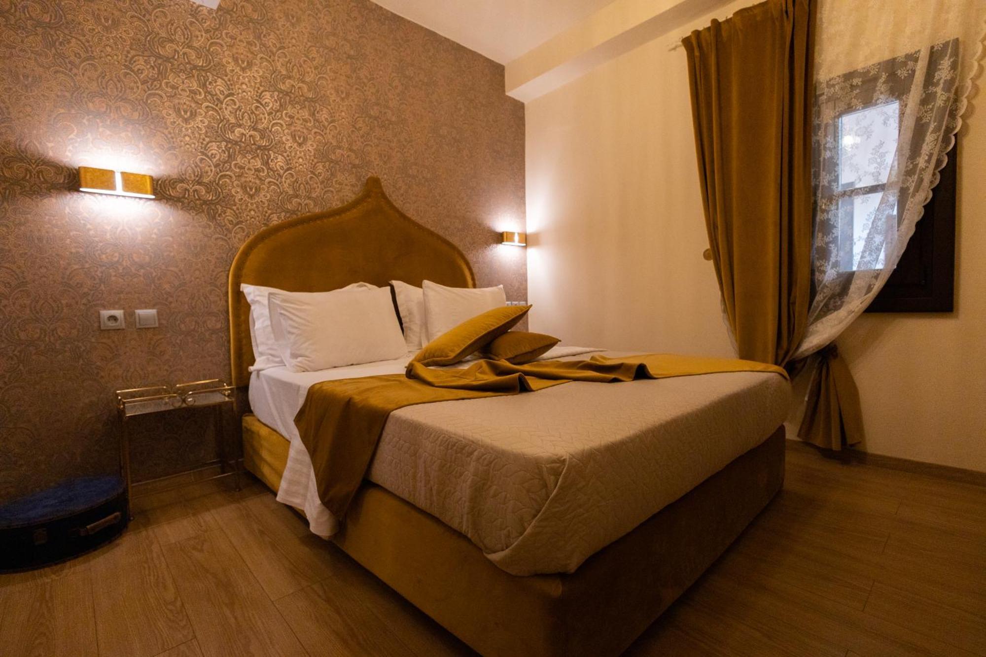 April Luxury (adults Only) Hotell 4*